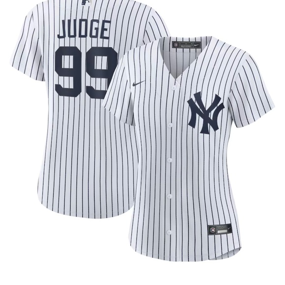 Nike Tops - Nike Women’s New York Yankees ⚾️ Aaron Judge 99 White&Navy striped Jersey M/L 💙